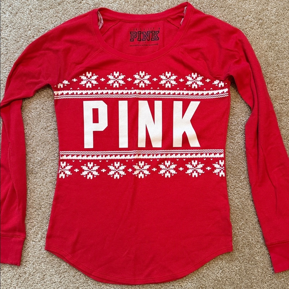 PINK Victoria's Secret Red Snowflake Top long sleeve sleepwear lounge sleep L